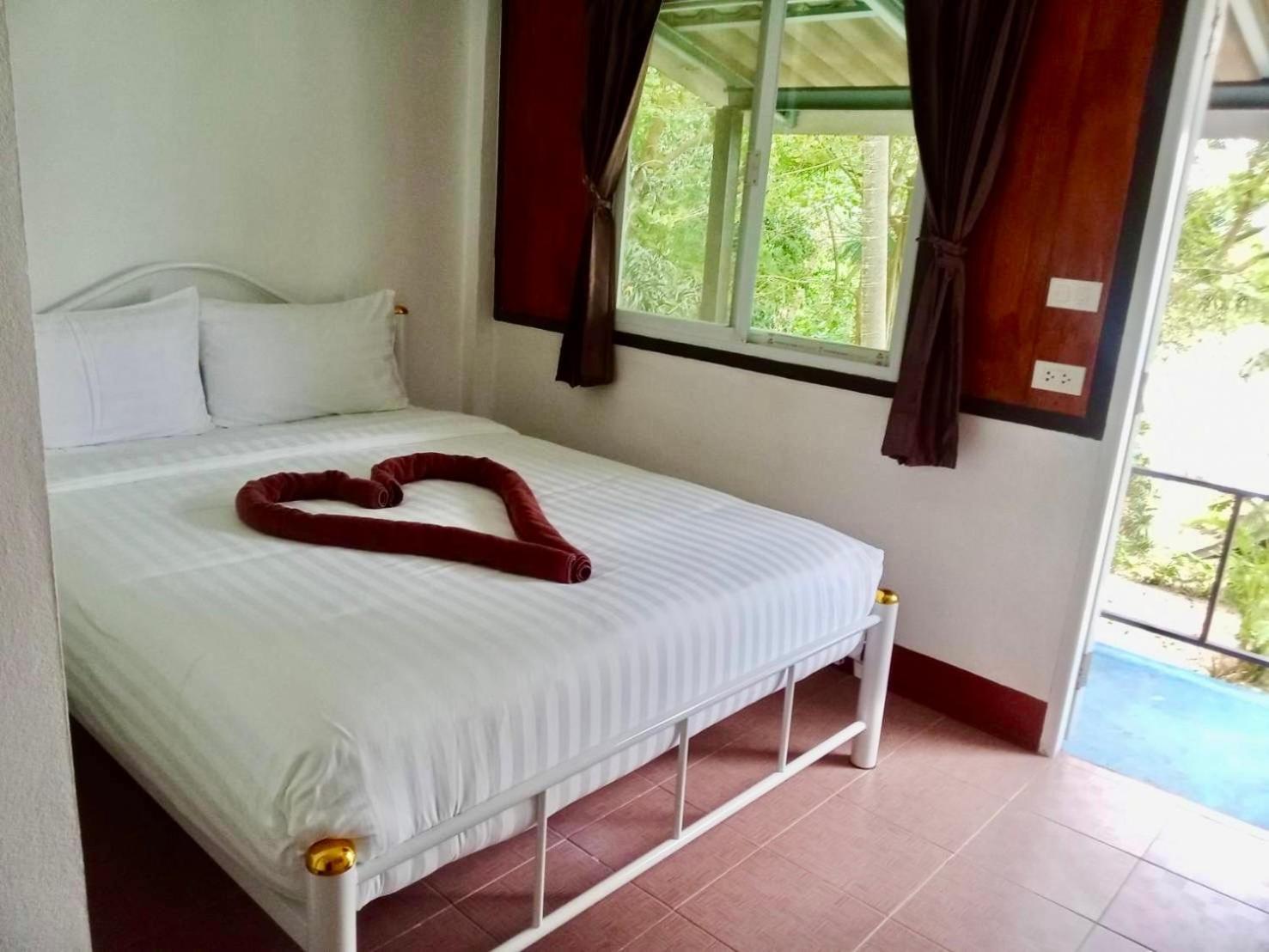 Phi Phi Private Beach Resort ภายนอก รูปภาพ